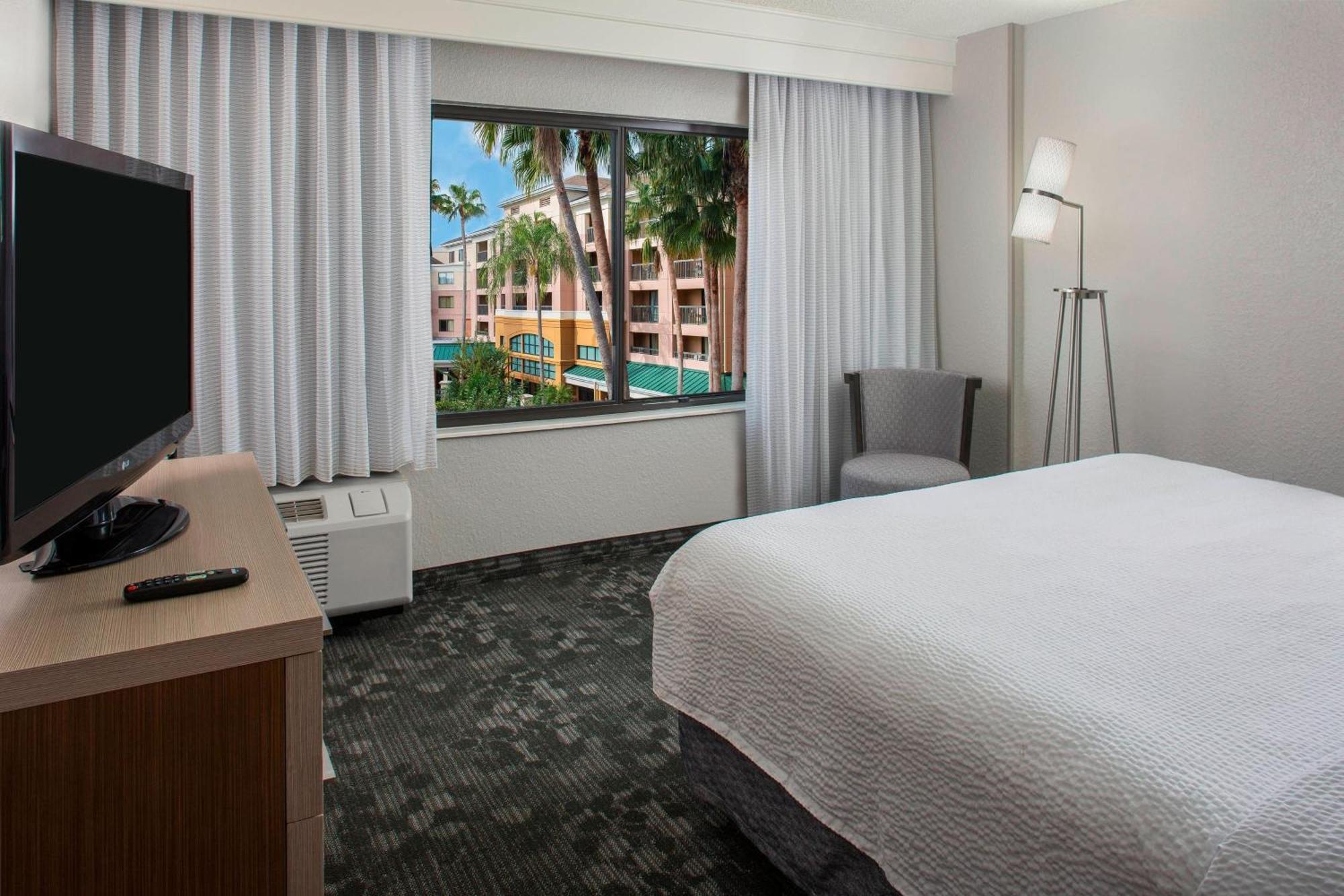 คอร์ตยาร์ด ออร์แลนโด เลคบัวโน วิสตา อิน เดอะแมริออท วิลเลจ Hotel เลก บูเอนา วิสตา ภายนอก รูปภาพ
